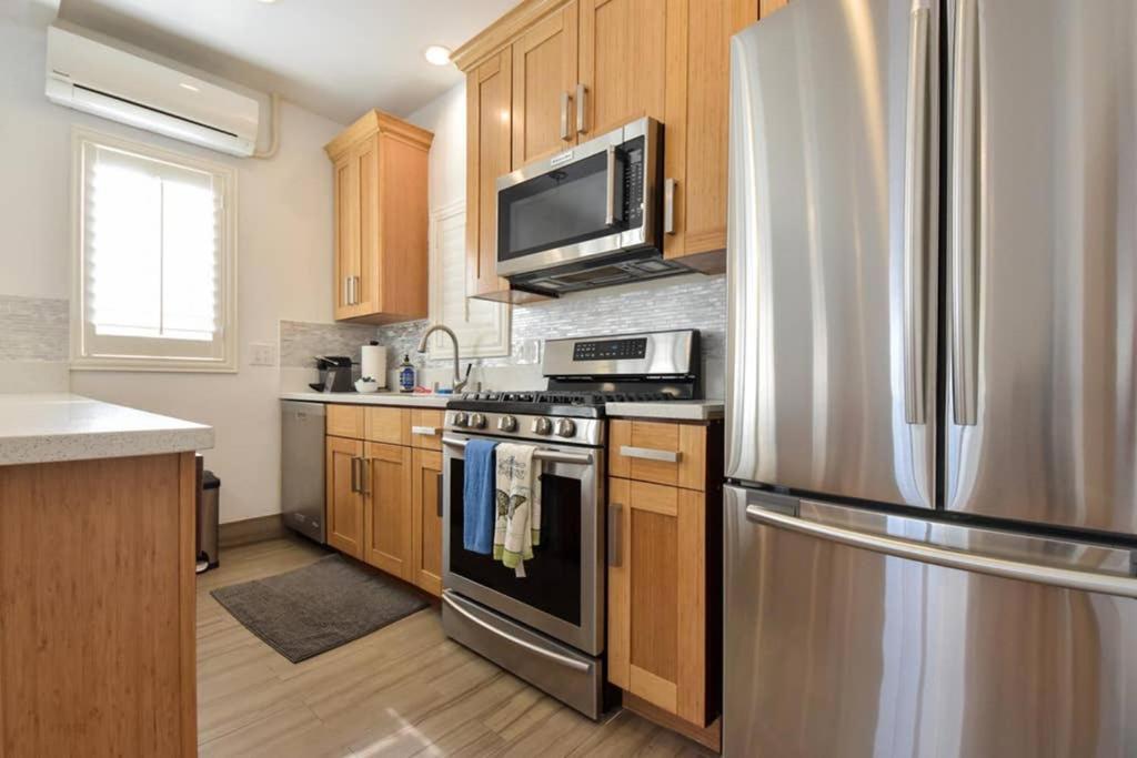 1000#1 Contemporary Home W/ Parking, Grill, & Ac! Newport Beach Exteriör bild